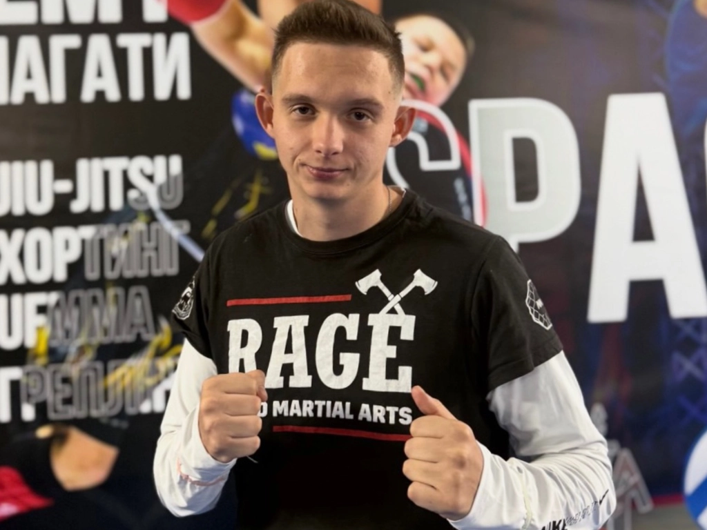 Малик Олександр Вікторович — тренер RAGE MMA